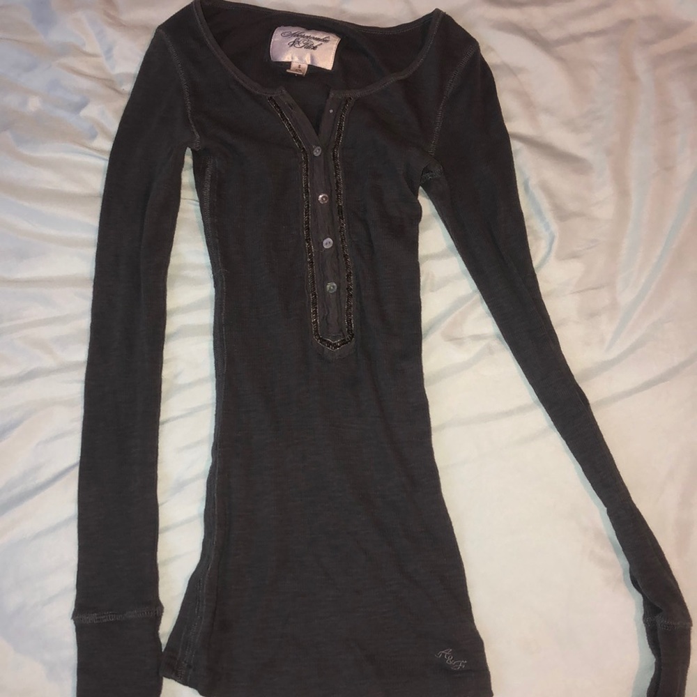 Ab & Fitch shirt